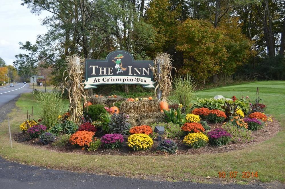 The Inn At Crumpin-Fox Bernardston Exteriör bild